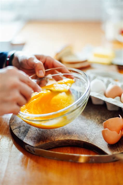 scrambled-egg-sandwich-breakfast-recipe-7-ways image