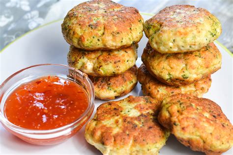 delicious-and-juicy-chicken-broccoli-fritters image