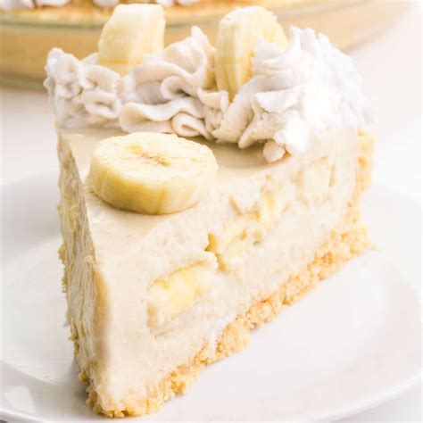 amazing-vegan-banana-cream-pie-namely-marly image