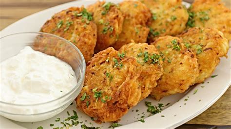 potato-fritters-latkes-the-cooking-foodie image