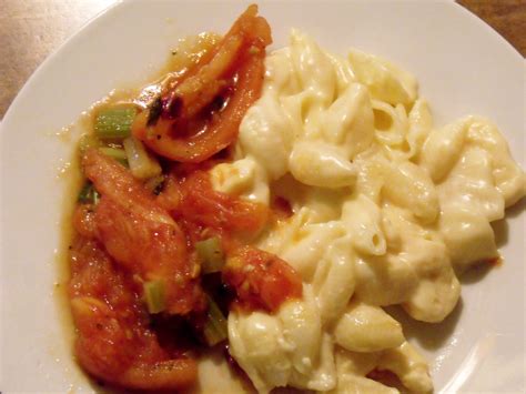 3-cheese-macaroni-with-stewed-tomatoes image