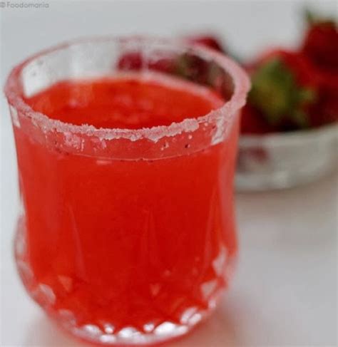 strawberry-agua-fresca-different-foods-from-all-over image