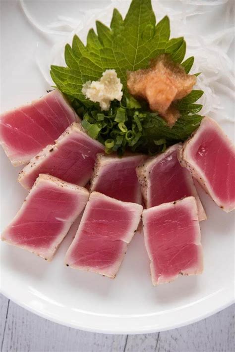 tuna-tataki-seared-tuna-with-ponzu image