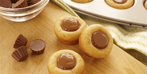 robinhood-chocolate-peanut-butter-cup-cookies image