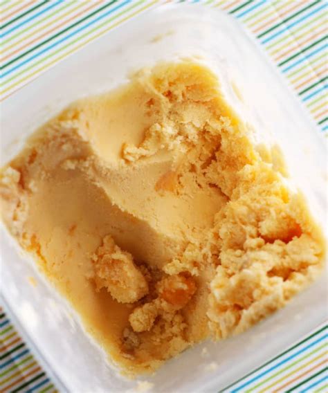 summer-recipe-peach-pie-ice-cream-kitchn image