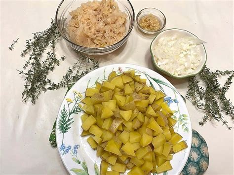 kielbasa-sauerkraut-and-potatoes-country-at-heart image