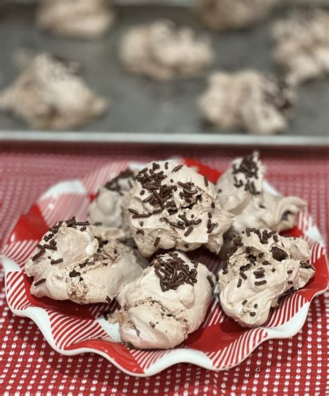hot-cocoa-meringue-cookies-chocolate-chocolate image