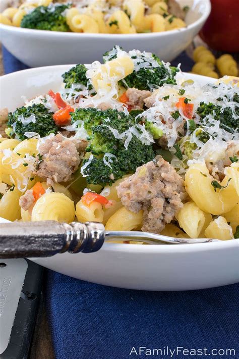 pasta-with-ground-turkey-broccoli-a-family-feast image