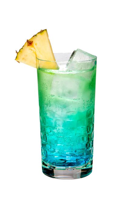 south-pacific-breeze-cocktail-recipe-diffords-guide image