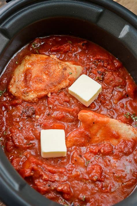 slow-cooker-chicken-in-tomato-sauce image