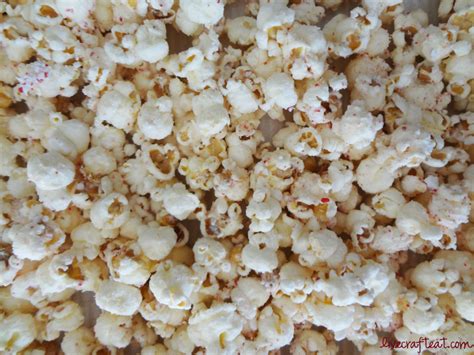 candy-cane-popcorn-recipe-live-craft-eat image