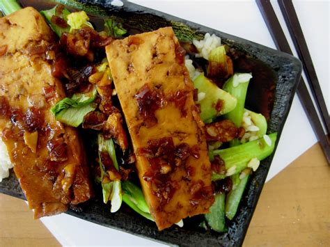 braised-tofu-in-caramel-sauce-regional image