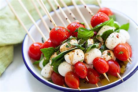 caprese-skewers-the-best-salad-on-a-stick-rasa image