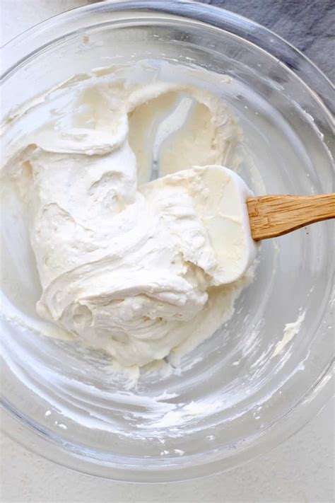 low-sugar-cream-cheese-frosting-hummusapien image