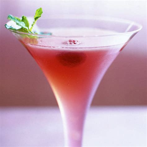 very-sexy-martini-cocktail-recipe-liquorcom image