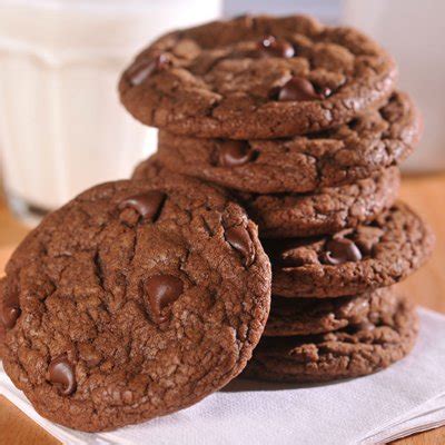 ultimate-chocolate-chocolate-chip-cookies-very-best image