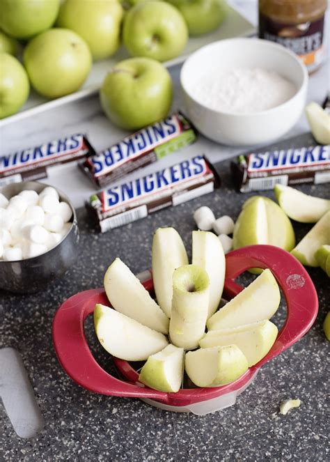 caramel-apple-snickers-salad-my image