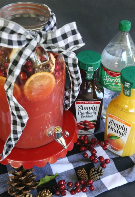 delicious-holiday-punch-recipes-to-enjoy-this-season image