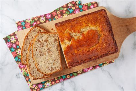 bisquick-banana-bread-recipe-the-spruce-eats image