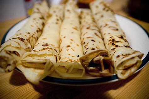 nutella-banana-crepe-food image