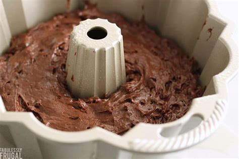 the-best-chocolate-sour-cream-bundt-cake image