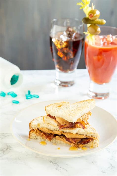 peanut-butter-bacon-and-honey-sandwich-good image