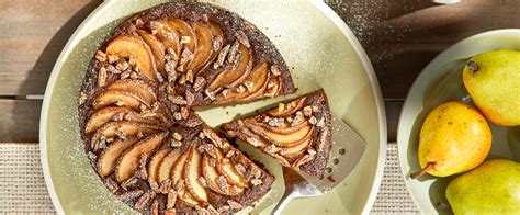 pear-spice-cake-recipe-forks-over-knives image