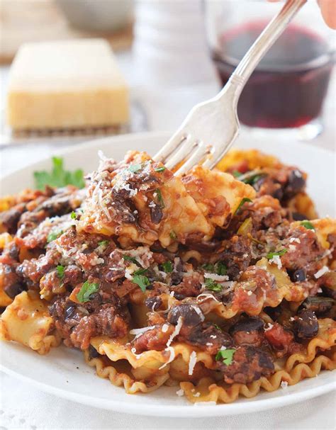 pasta-with-black-beans-bolognese-style-the-clever-meal image