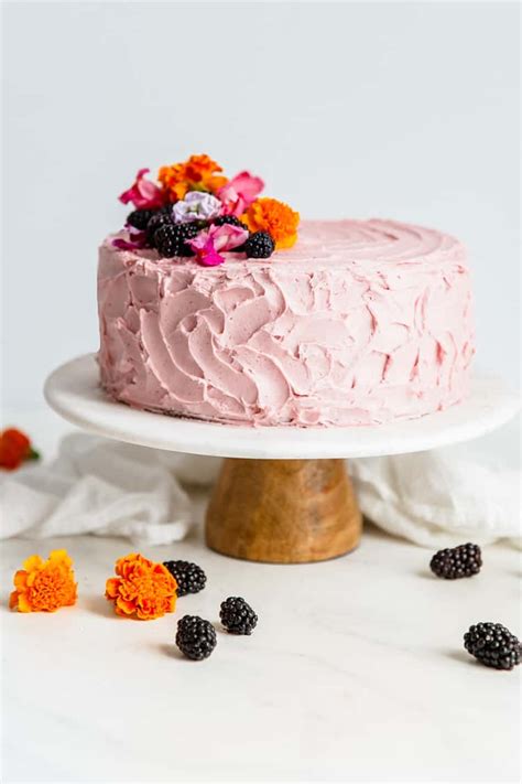 best-chocolate-cake-recipe-with-blackberry-buttercream image