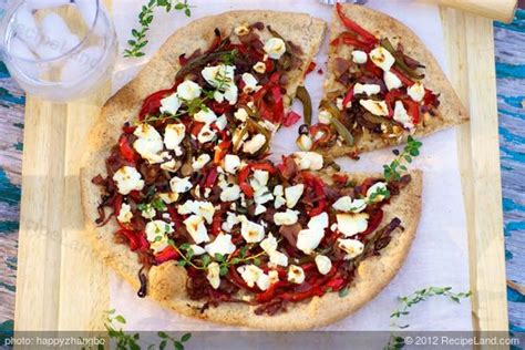 boboli-pizza-with-garlic-peppers-and-goat-cheese image