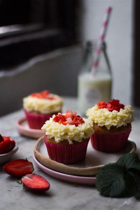 eggless-strawberry-cupcakes-recipe-bake-with-shivesh image