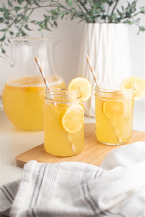 the-best-meyer-lemonade-recipe-the-ashcroft-family image