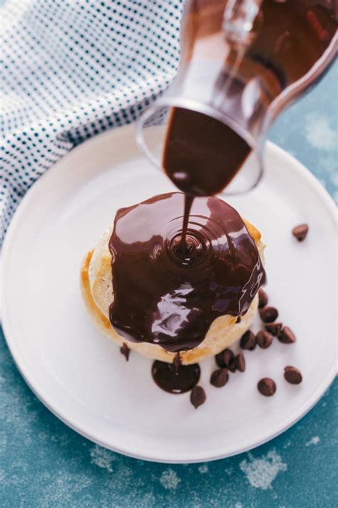 chocolate-gravy-and-biscuits-the-food-cafe image