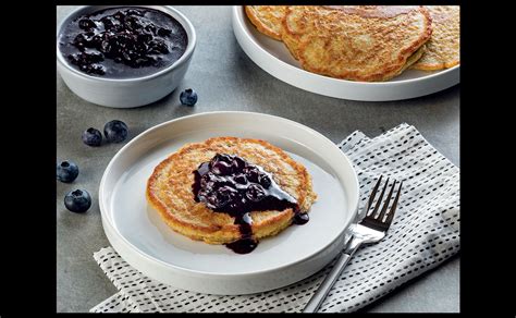 oatmeal-pecan-pancakes-diabetes-food-hub image