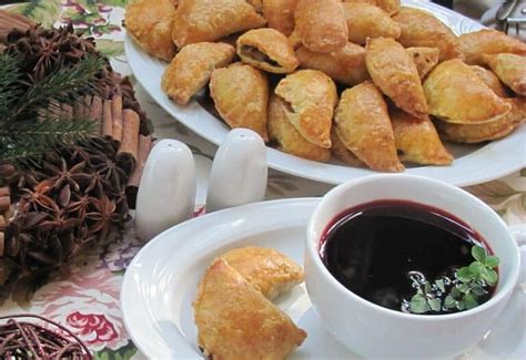 piroshki-recipe-make-delicious-russian-pastries-in-1 image