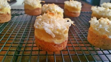coconut-pineapple-cheesecake-minis-kylee-cooks image