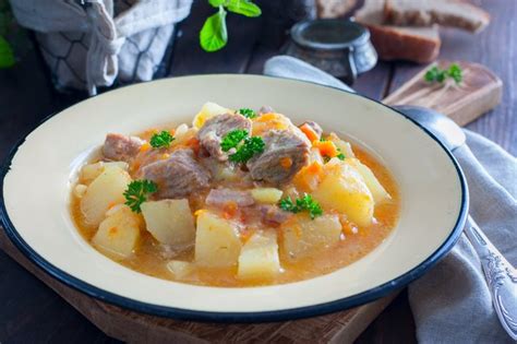 how-to-choose-the-best-potatoes-for-stew-and-how-to image