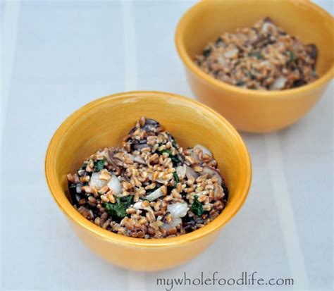 farro-with-spinach-and-mushrooms-my-whole-food image