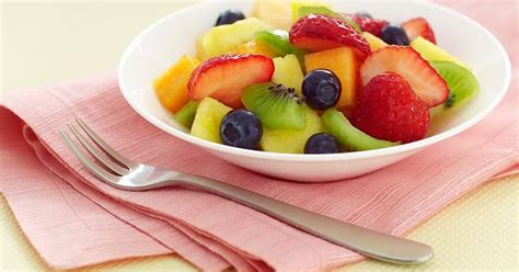 10-best-strawberry-blueberry-banana-fruit-salad image