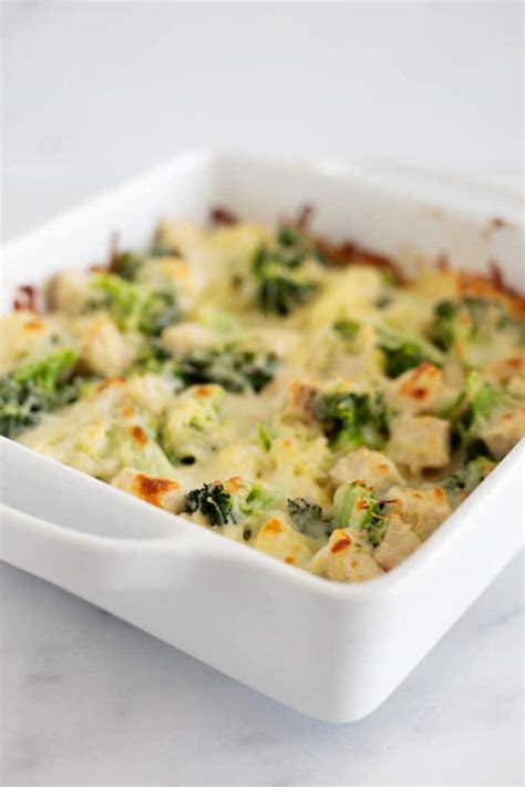 cheesy-chicken-and-broccoli-spaghetti-squash-bake image