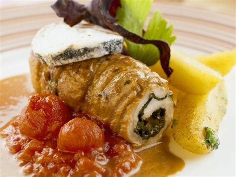 turkey-breast-rolls-with-goat-cheese-and-spinach image