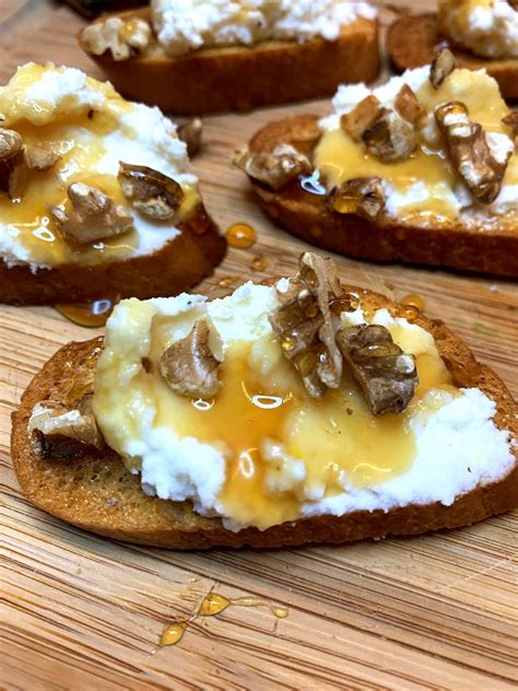 easy-whipped-ricotta-cheese-crostini-with-honey-and image