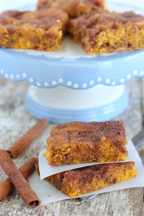 pumpkin-snickerdoodle-cake-bars-picky-palate image