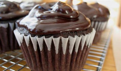 guinness-cupcakes-recipe-yummymummyclubca image