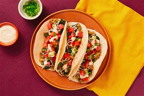 salsa-verde-pork-tacos-recipe-hellofresh image
