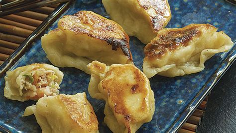 chinese-pork-and-shrimp-dumplings-jiao-zi image