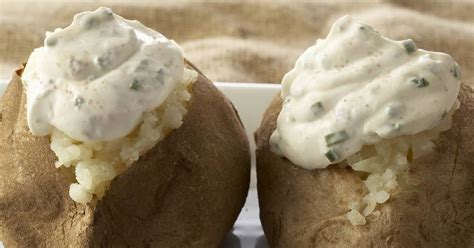 10-best-sour-cream-topping-for-baked-potatoes image