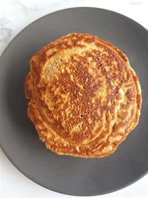 healthy-gingerbread-pancakes-hint-of-healthy image