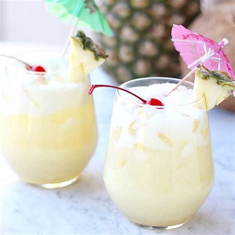 sparkling-pina-colada-party-punch-by-lizoncall-the image