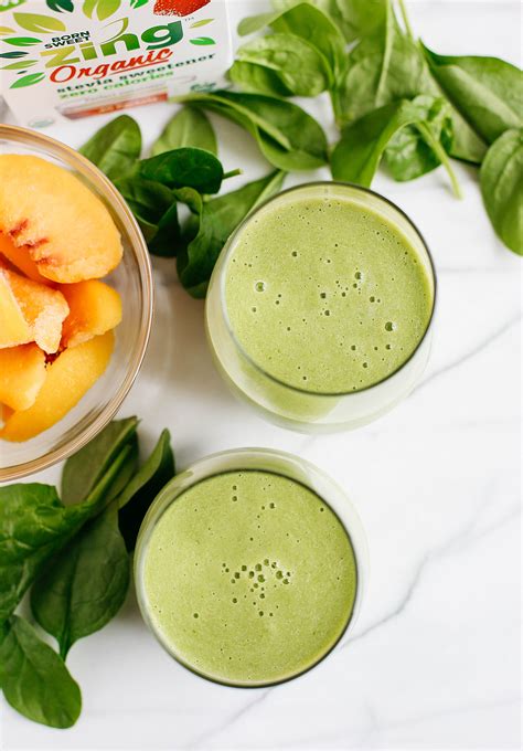 ginger-peach-detox-smoothie-eat-yourself-skinny image
